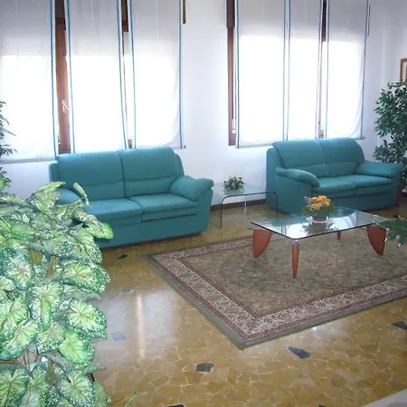 Florida Hotel